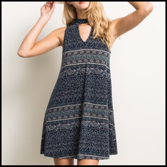 Keyhole Print Dress - Picture 6 of 8